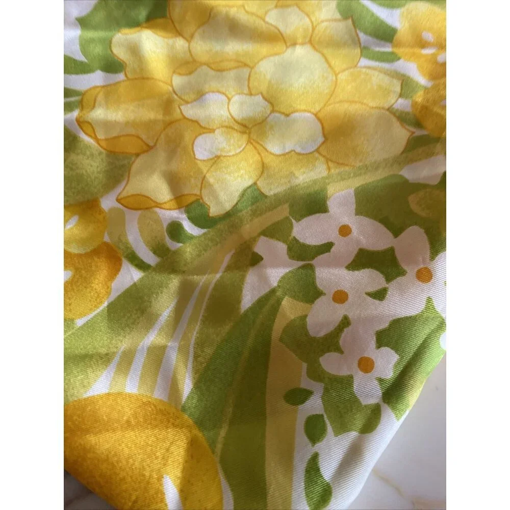 Avon Burst Of Spring S M Kent Scarf Lime‎ Green Yellow White Japan